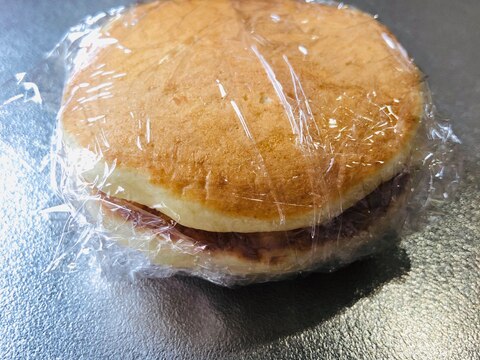 ホットケーキできな粉クリームのどら焼き風